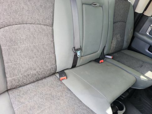 Used 2016 RAM 2500 Big Horn w/ Black Appearance Group image 18