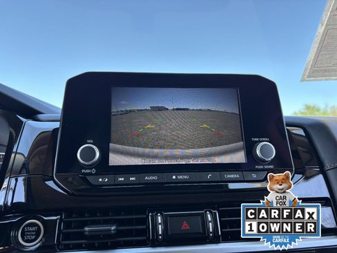 Certified 2024 Nissan Pathfinder SV FWD image 24