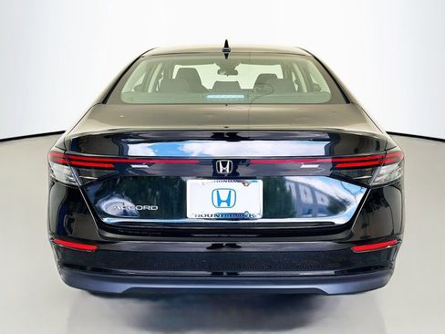 Used 2024 Honda Accord LX image 6