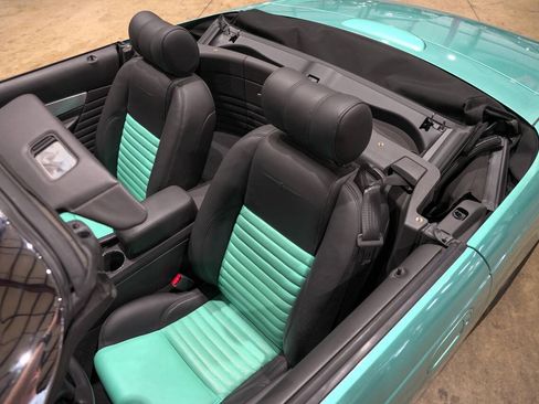 Used 2002 Ford Thunderbird RWD image 19