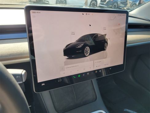 Used 2023 Tesla Model 3 Standard Range image 23