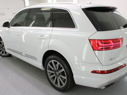 Used 2017 Audi Q7 3.0T Prestige w/ Prestige Package image 16