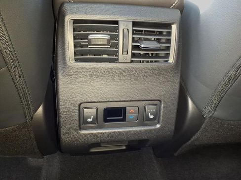 New 2025 Mitsubishi Outlander SEL image 11