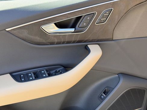 New 2026 Audi Q7 2.0T Premium image 11