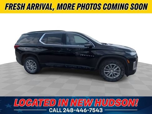 Used 2023 Chevrolet Traverse LT FWD image 3