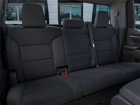 New 2026 GMC Sierra 1500 Elevation image 17