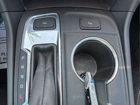 Used 2024 Chevrolet Equinox LT w/ LPO, Floor Liner Package image 22