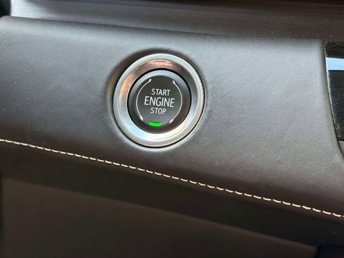 Used 2023 Cadillac Escalade Sport Platinum AWD/4WD image 27