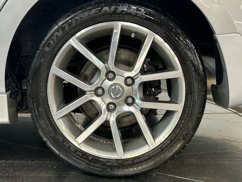 Used 2008 Nissan Sentra SE-R w/ Sunroof Pkg FWD image 23