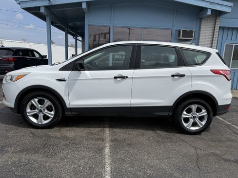 Used 2014 Ford Escape S image 2
