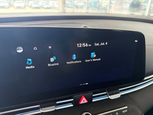 Certified 2024 Hyundai Elantra Limited FWD image 34