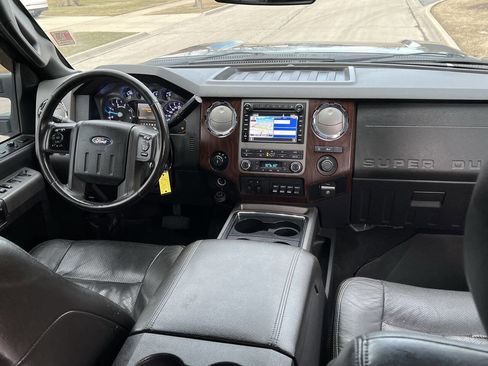 Used 2012 Ford F250 Lariat w/ Lariat Ultimate Pkg AWD/4WD image 10