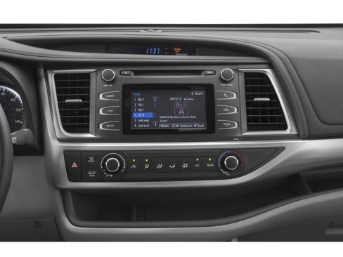 Used 2019 Toyota Highlander LE image 8