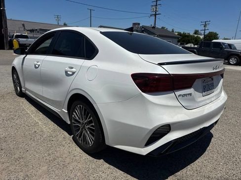 Used 2022 Kia Forte GT-Line w/ GT-Line Premium Package FWD image 7