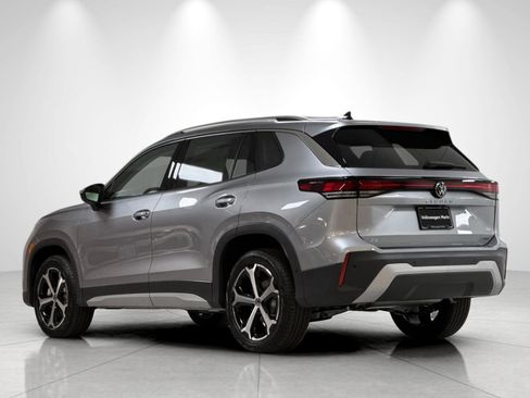 New 2026 Volkswagen Tiguan SE AWD/4WD image 3