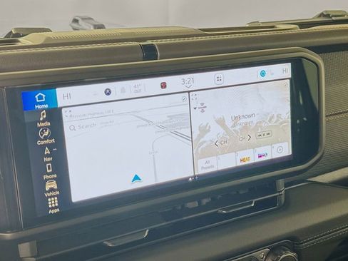 New 2026 Jeep Gladiator Mojave w/ Safety Group image 18