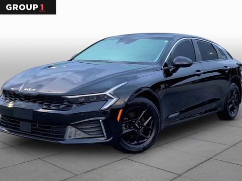 Used 2025 Kia K5 LXS FWD image 1