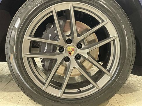 New 2026 Porsche Macan Turbo image 16