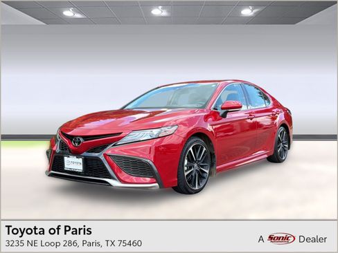Used 2021 Toyota Camry XSE FWD image 1