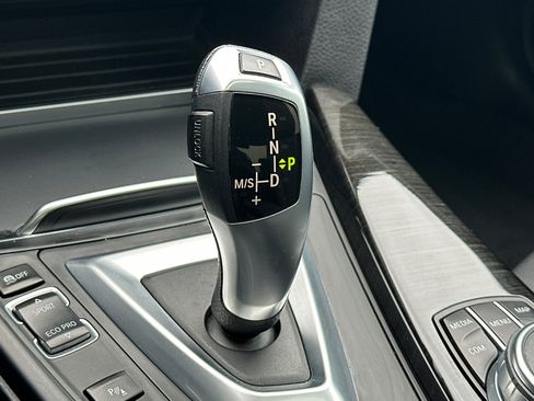 Used 2017 BMW 330e RWD image 20
