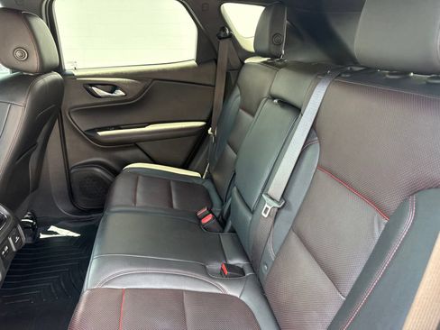 Used 2021 Chevrolet Blazer RS w/ Enhanced Convenience Package FWD image 15