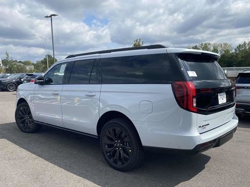 New 2025 Ford Expedition Max Platinum w/ Stealth Appearance Package image 5