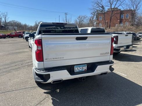Used 2019 Chevrolet Silverado 1500 High Country w/ Technology Package image 15