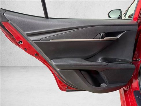 Used 2025 Toyota Camry SE FWD image 21