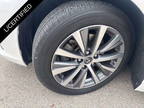 Used 2020 Lexus ES 300h 300h w/ Premium Package image 11