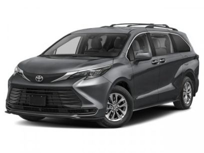 New 2026 Toyota Sienna LE