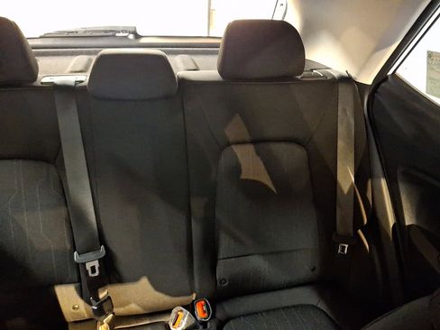 New 2025 Hyundai Venue SE image 12