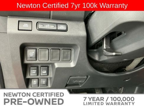 Used 2025 Nissan Frontier PRO-4X AWD/4WD image 35