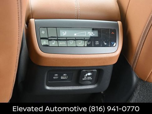 Certified 2023 Nissan Pathfinder Platinum w/ Cargo Package AWD/4WD image 15
