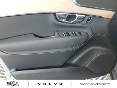 Certified 2025 Volvo XC90 B6 Core w/ Climate Package image 22