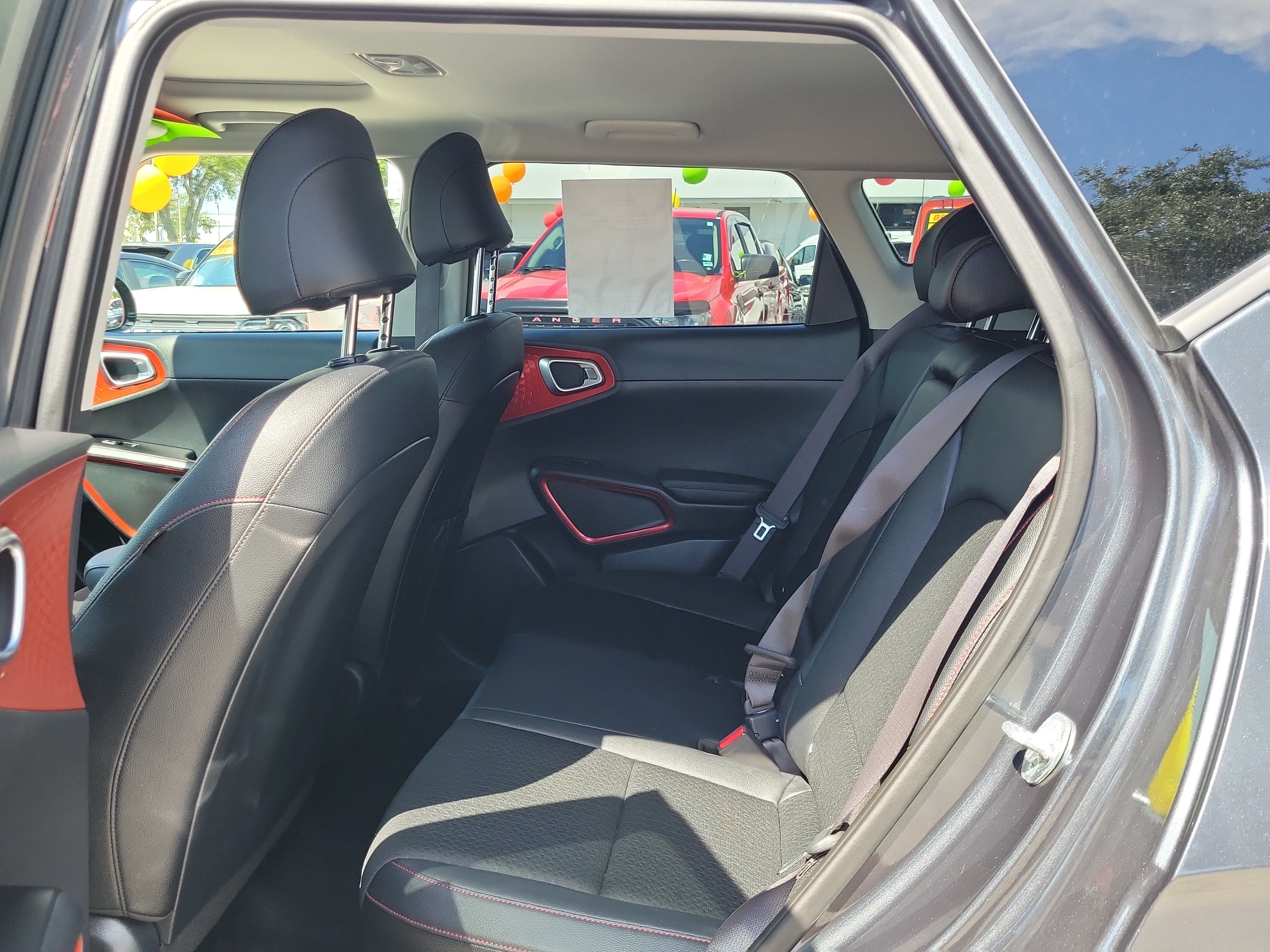 Used 2023 Kia Soul GT-Line FWD image 12