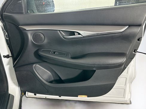 Used 2023 INFINITI QX50 Luxe image 33