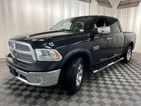 Used 2018 RAM 1500 Laramie AWD/4WD image 15