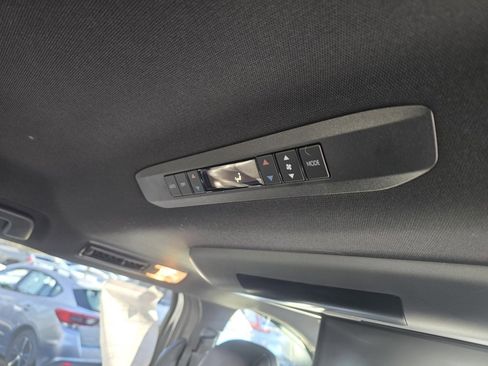 Certified 2025 Toyota Sienna XSE w/ XSE Plus Package image 16