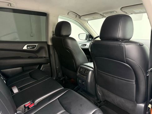 Used 2018 Nissan Pathfinder SL w/ Midnight Edition Package image 34