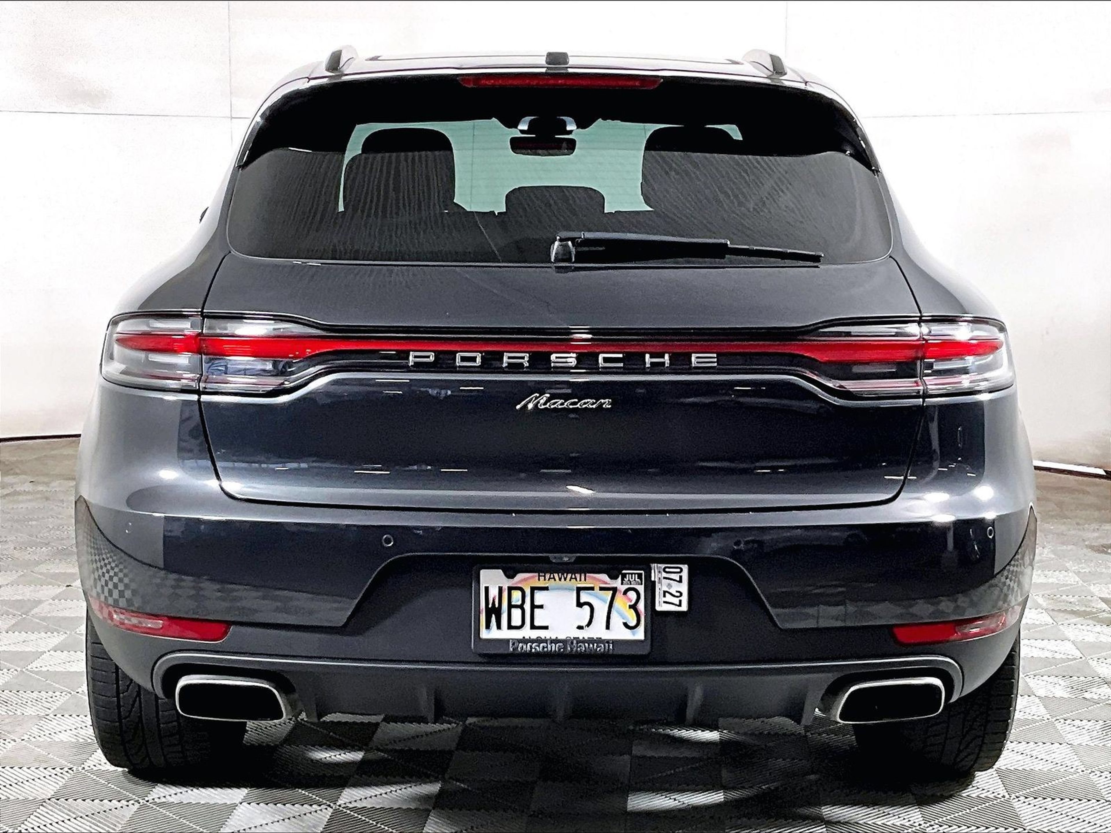 Certified 2020 Porsche Macan AWD/4WD image 10