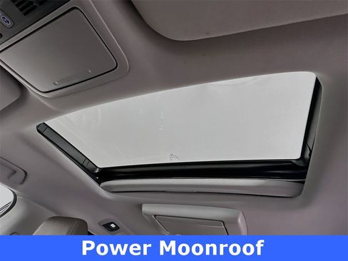 Certified 2021 Honda Odyssey Touring image 5