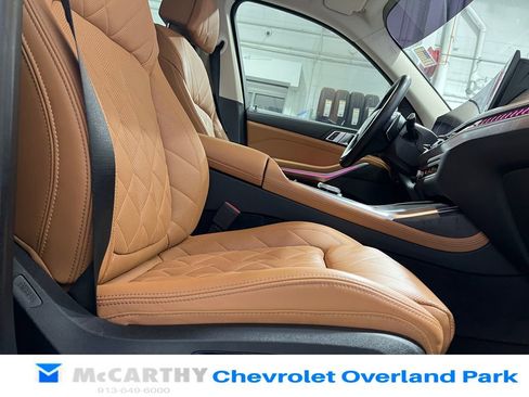 Used 2024 BMW X7 xDrive40i AWD/4WD image 35