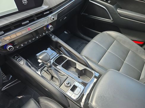 Used 2024 Kia Telluride SX image 27
