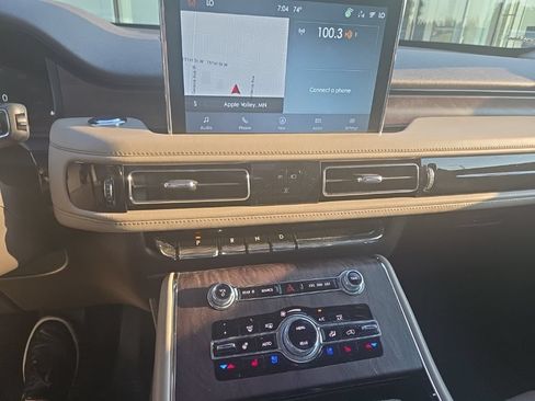 Used 2021 Lincoln Aviator Reserve w/ Equipment Group 201A AWD/4WD image 10
