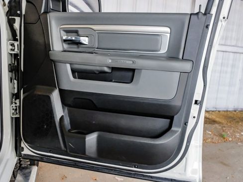 Used 2016 RAM 1500 Lone Star image 46