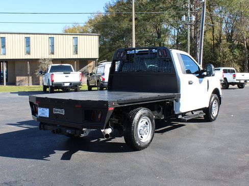 Used 2020 Ford F350 XL w/ Power Equipment Group image 13