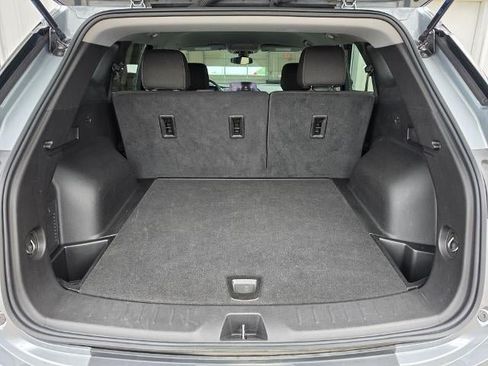 Used 2025 Chevrolet Blazer LT AWD/4WD image 27