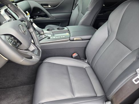 New 2026 Lexus LX 700h Luxury AWD/4WD image 5