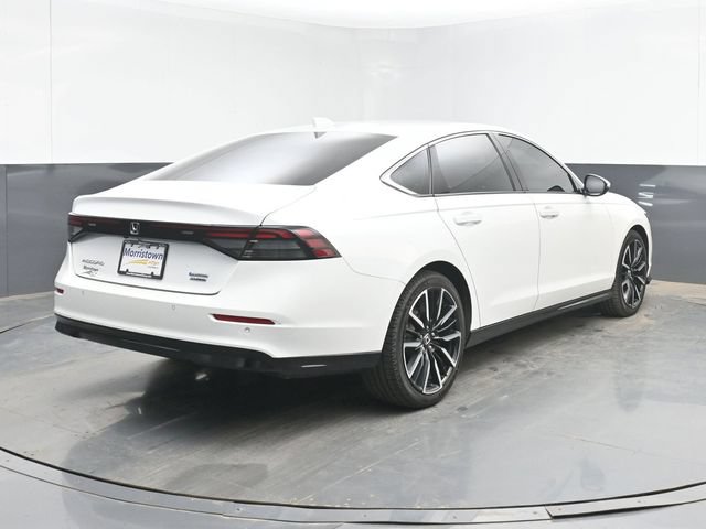 Used 2024 Honda Accord Touring image 14