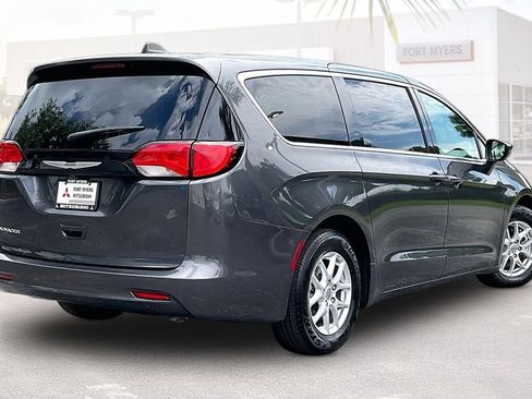 Used 2023 Chrysler Voyager LX FWD image 34